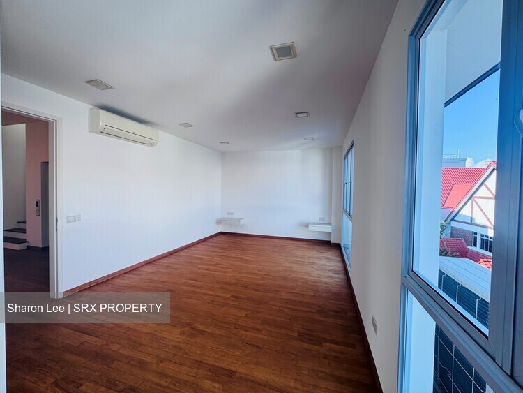 Eng Kong Park (D21), Semi-Detached #562214631